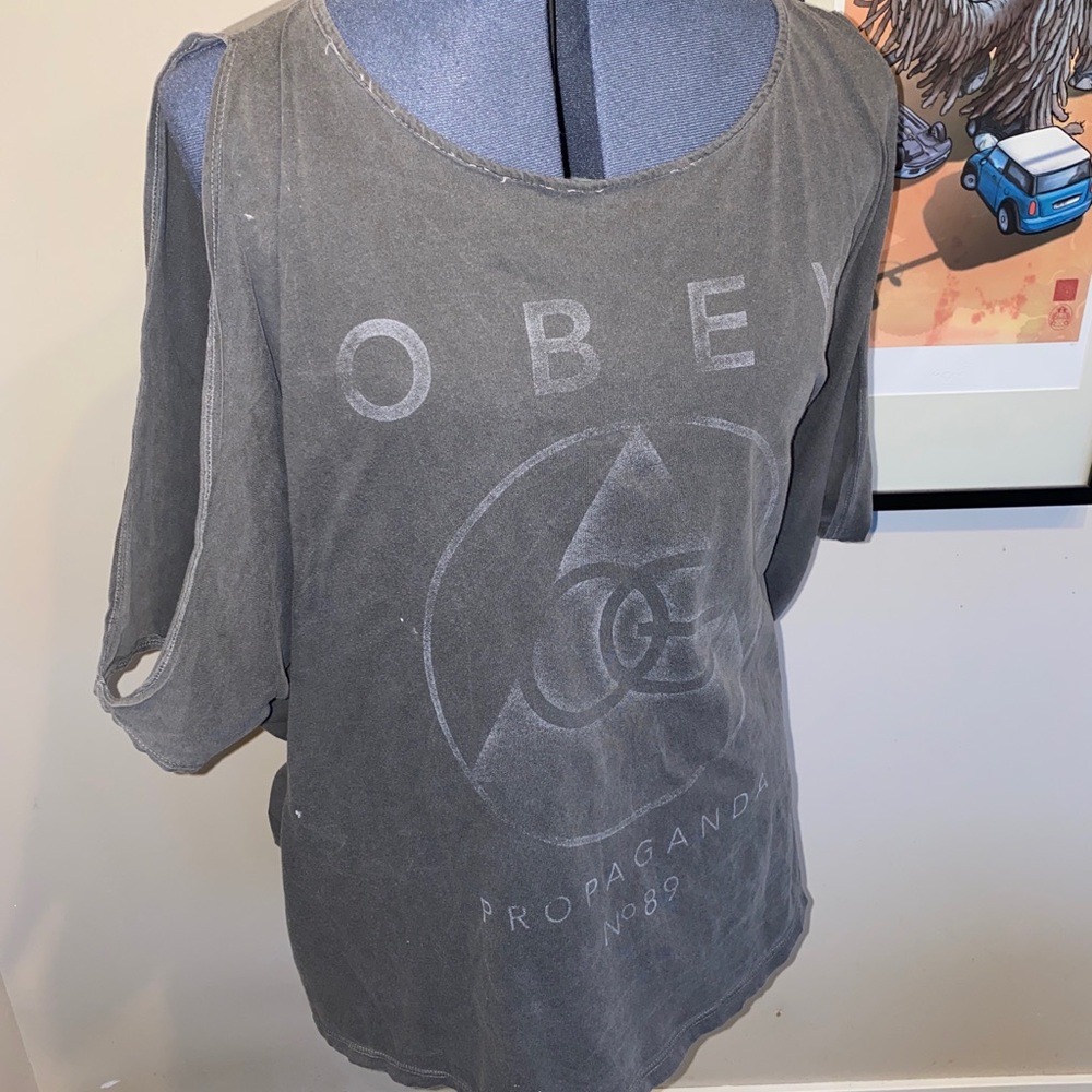 Obey oversized top